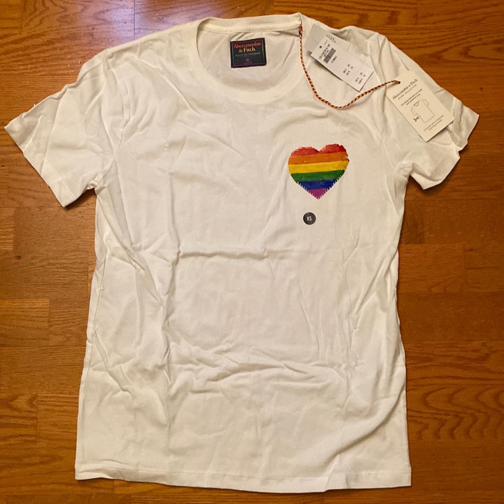 Abercrombie & Fitch Pride Shirt 🌈